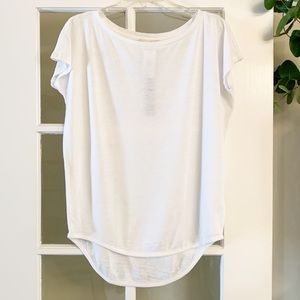 NWT - Express Women's One Eleven White Short Sleeve Shirt (Size XS)